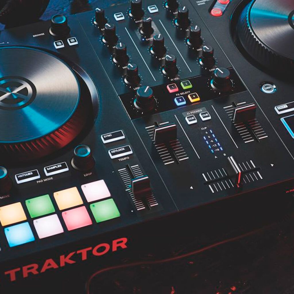 5 TIPS PARA BUSCAR MI IDENTIDAD SONORA COMO DJ